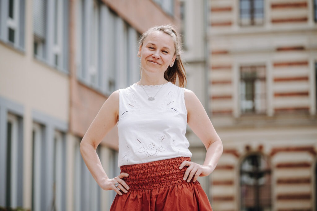 Freundliches Portrait einer Teilnehmerin beim Bundesnetzwerktreffen in Meerane